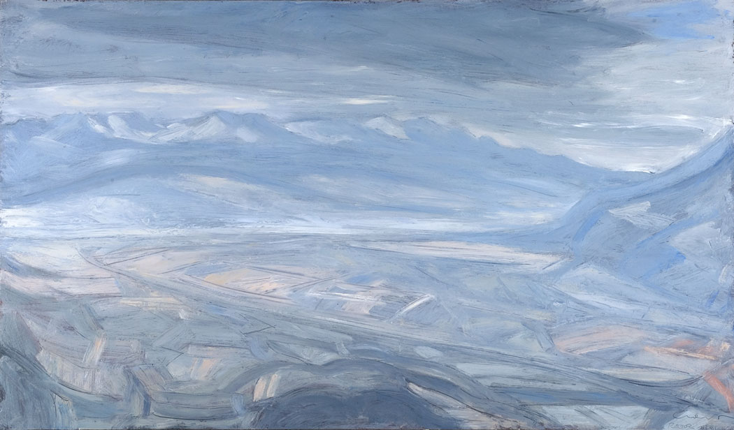 Peinture à l'huile sur bois d'une plaine entourée de montagnes sous la brume